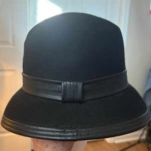 Vintage Italian Back Cloche Women's Hat by Daniele Meucci